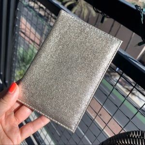NEW SPARKLY GOLD PASSPORT HOLDER